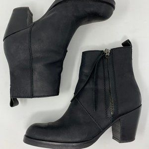 Acne Pistol Boots size 38